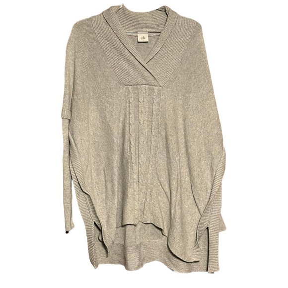 CAbi Gray Cable Knit Woman's Charlotte Poncho Sweater Size Small - Picture 1 of 8